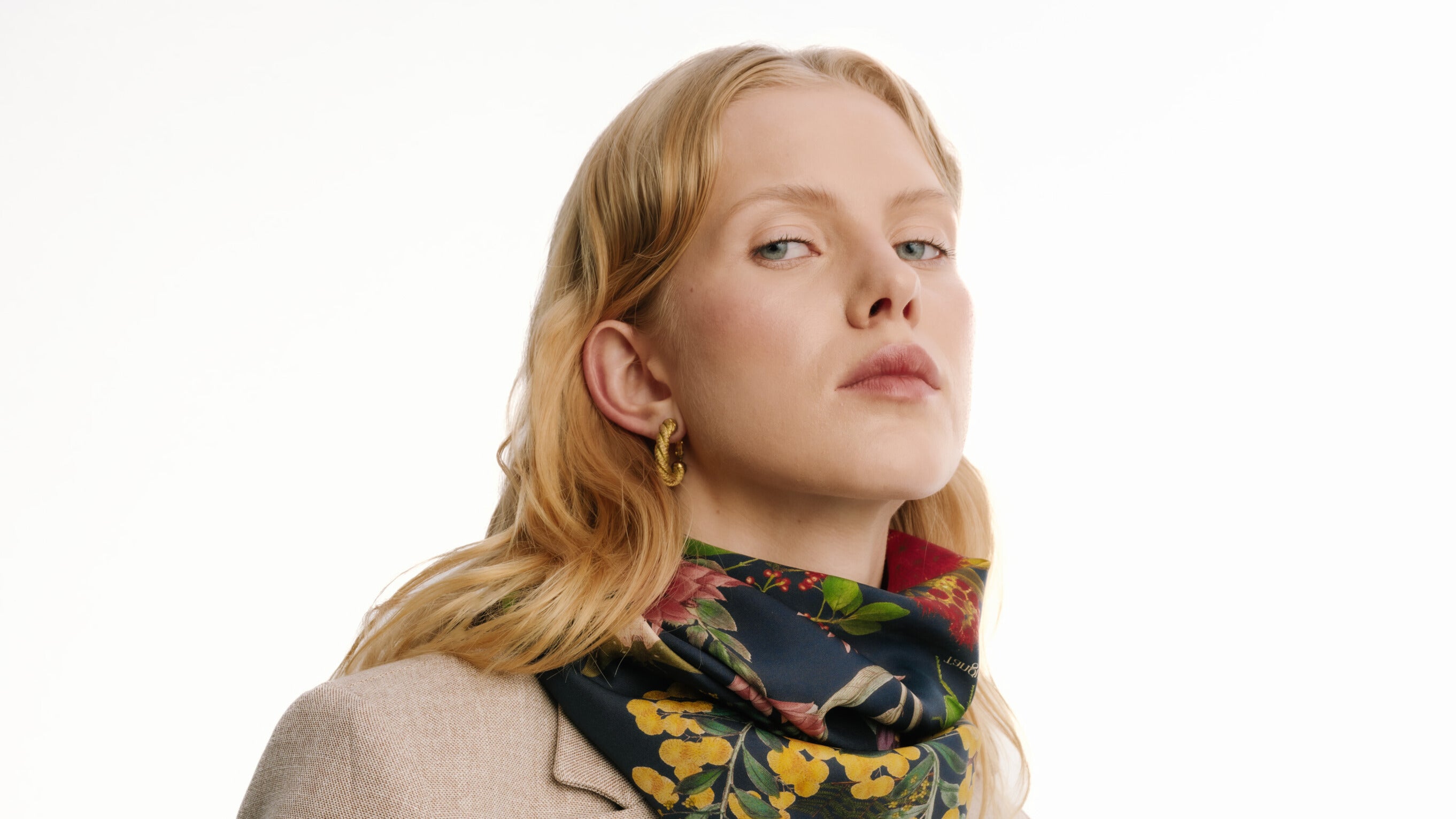 TRANSITIONING YOUR SCARVES FROM WINTER TO SPRING