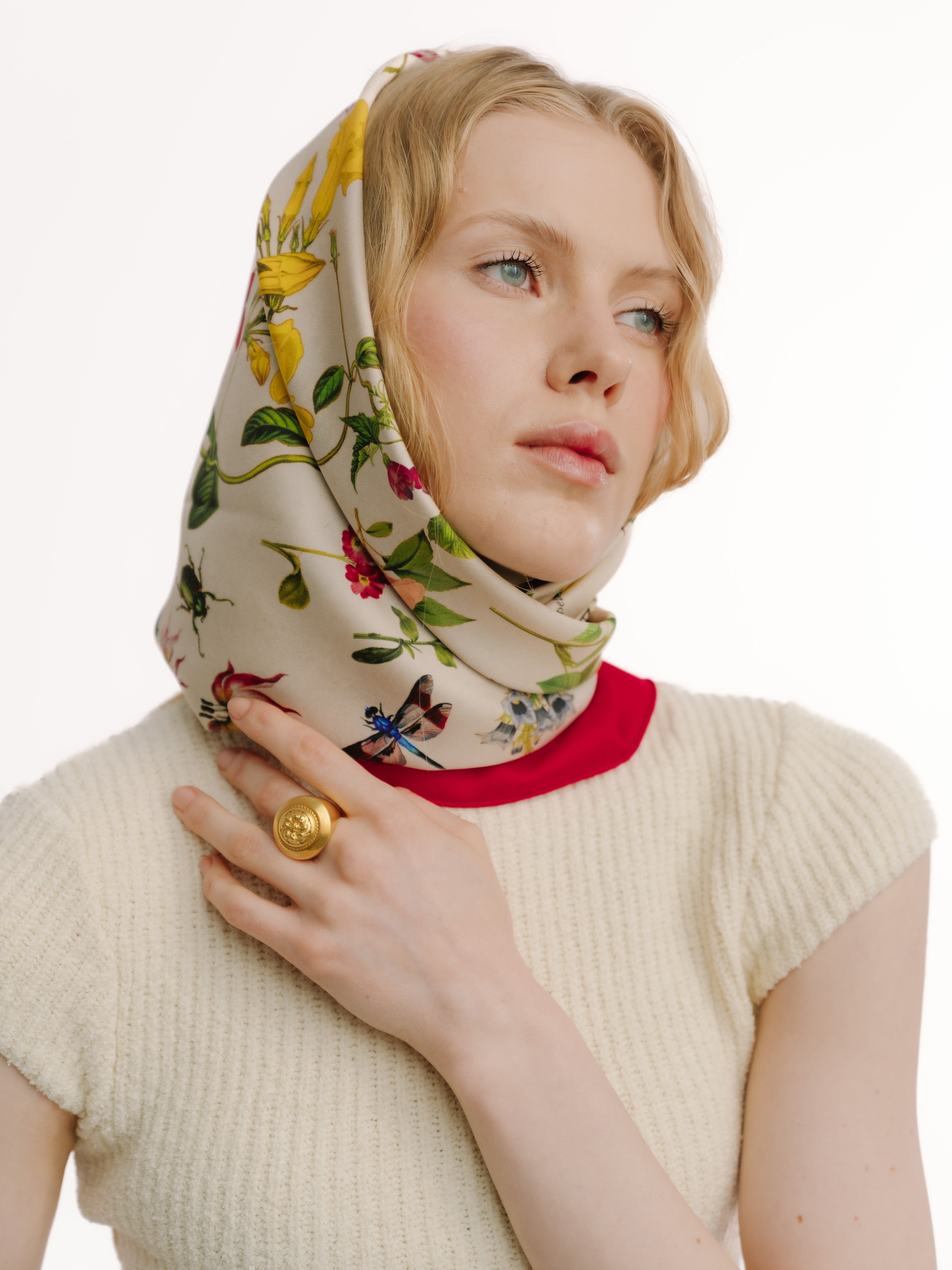 women-in-luxury-silk-scarf-with-floral-design