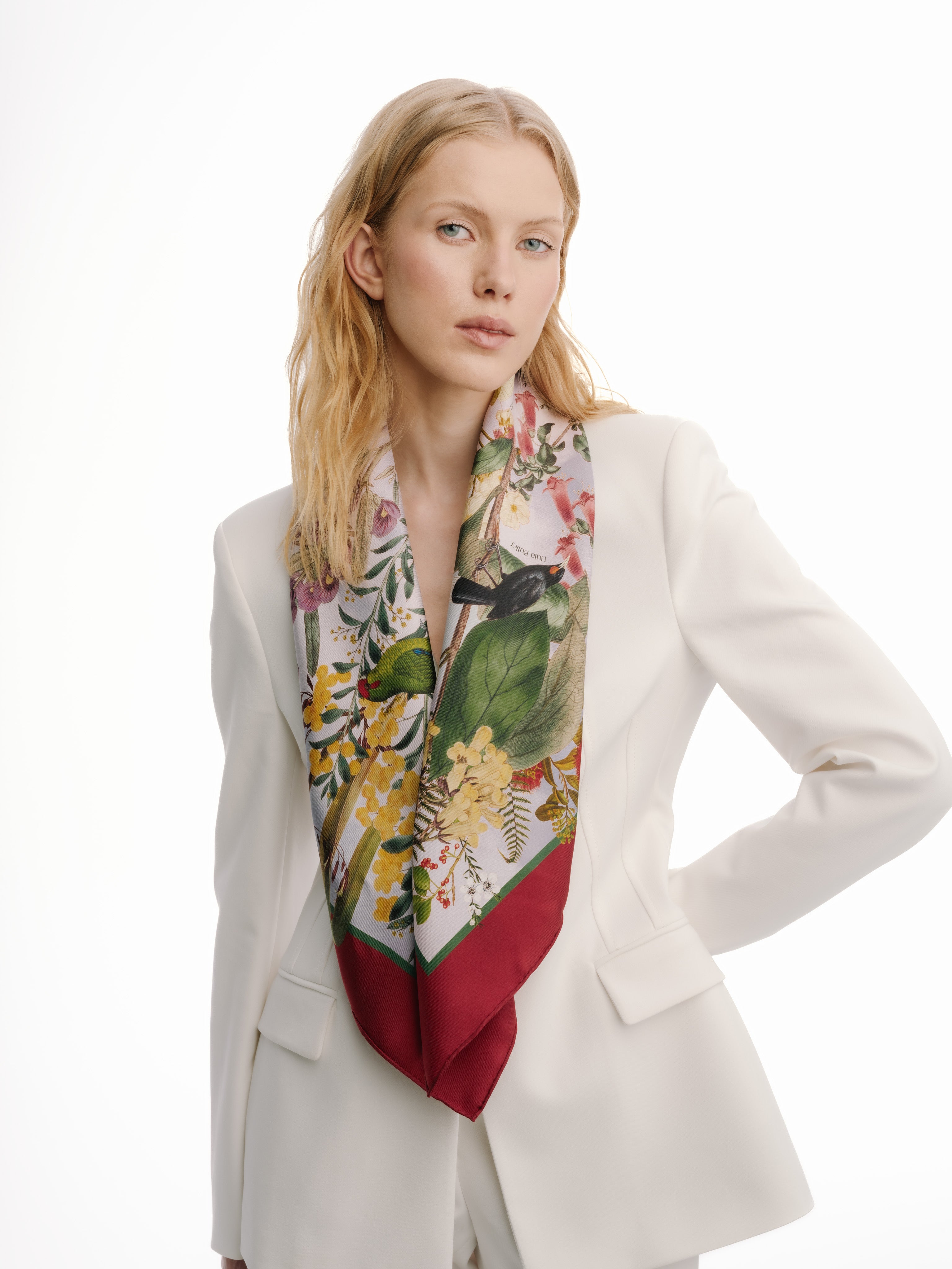 women-in-suit-with-premium-silk-floral-scarf-in-bordo-colour